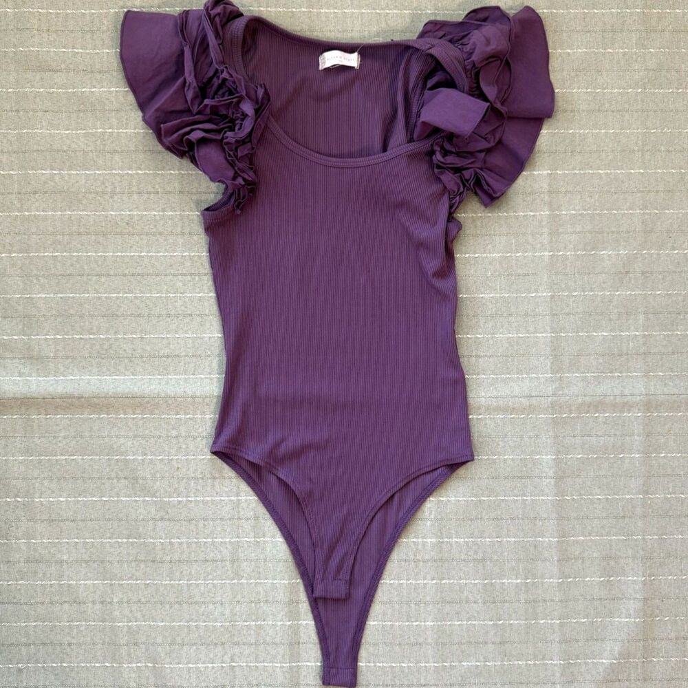 Altar'd State Womens Muted Purple Bodysuits Ruffle Sleeveless Size XS